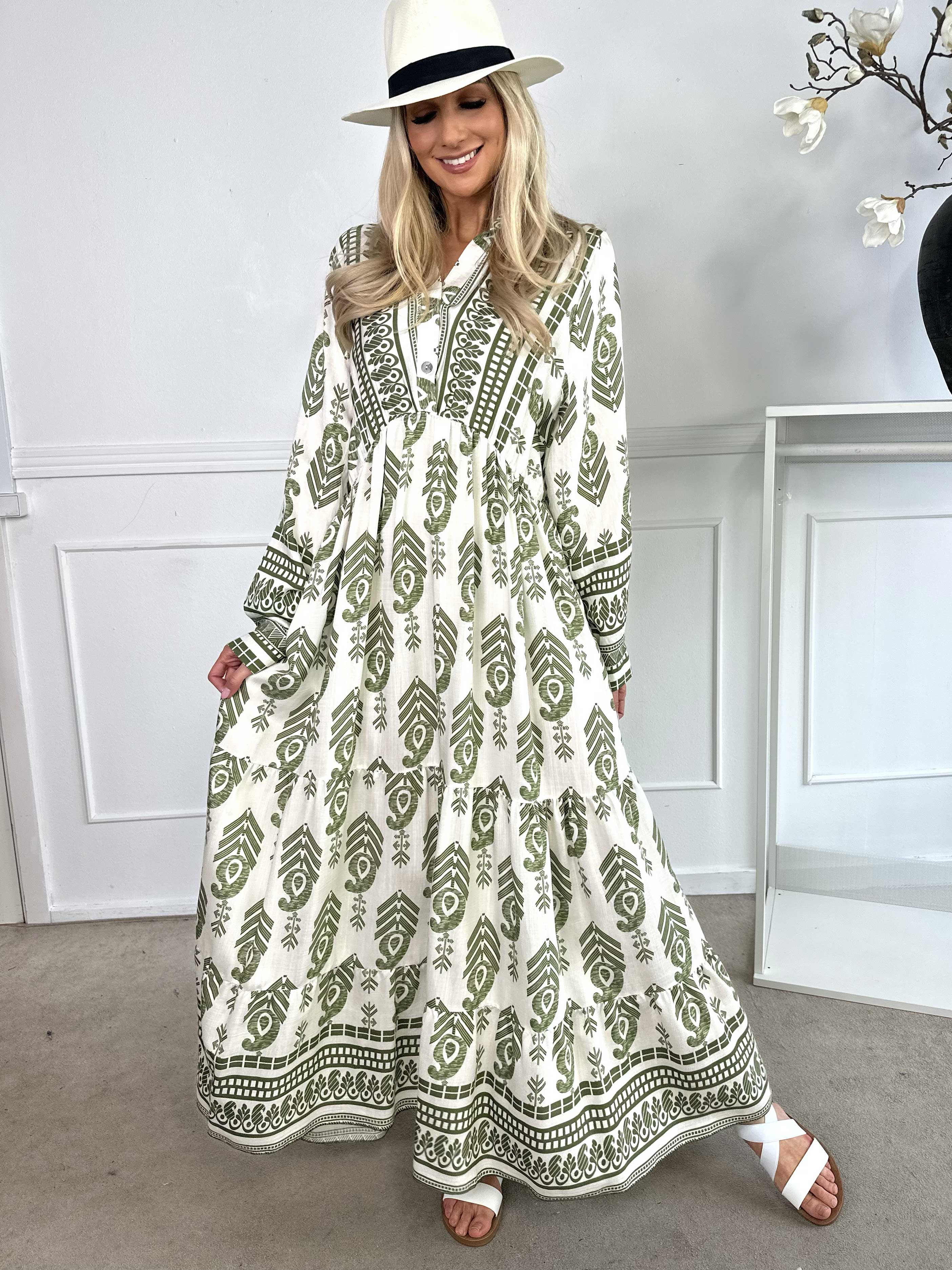 Raina - Lang mønstret kjole i viskose